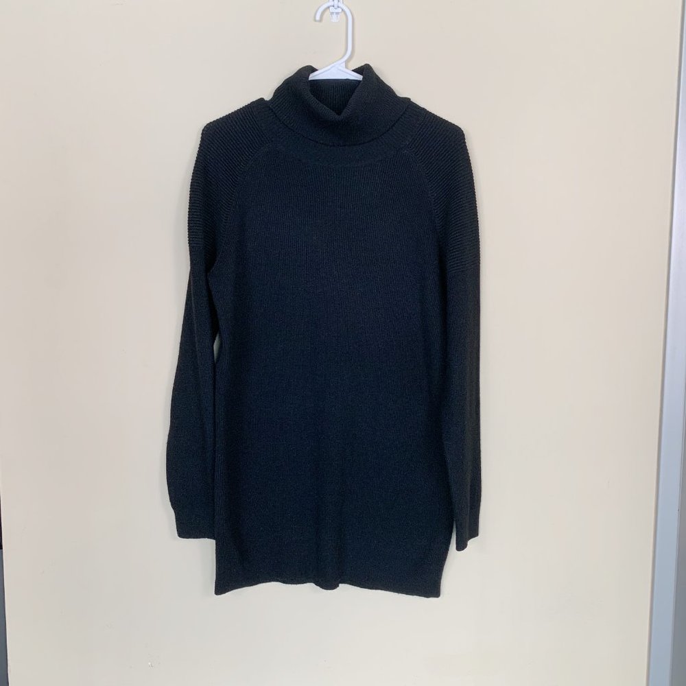 Michael Stars long sleeve turtleneck sweater size small